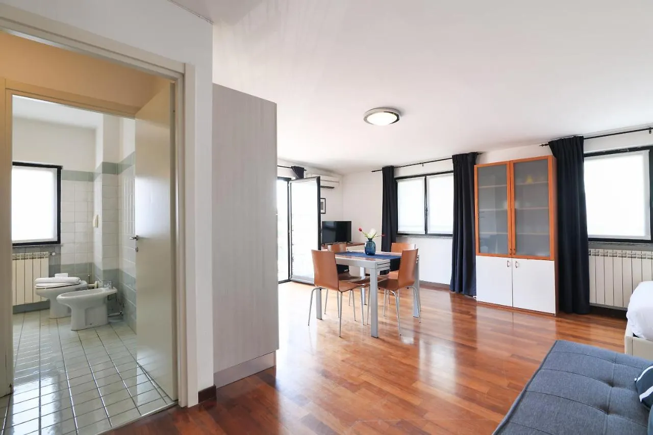 Appartamento Primopiano - Euclide Milano