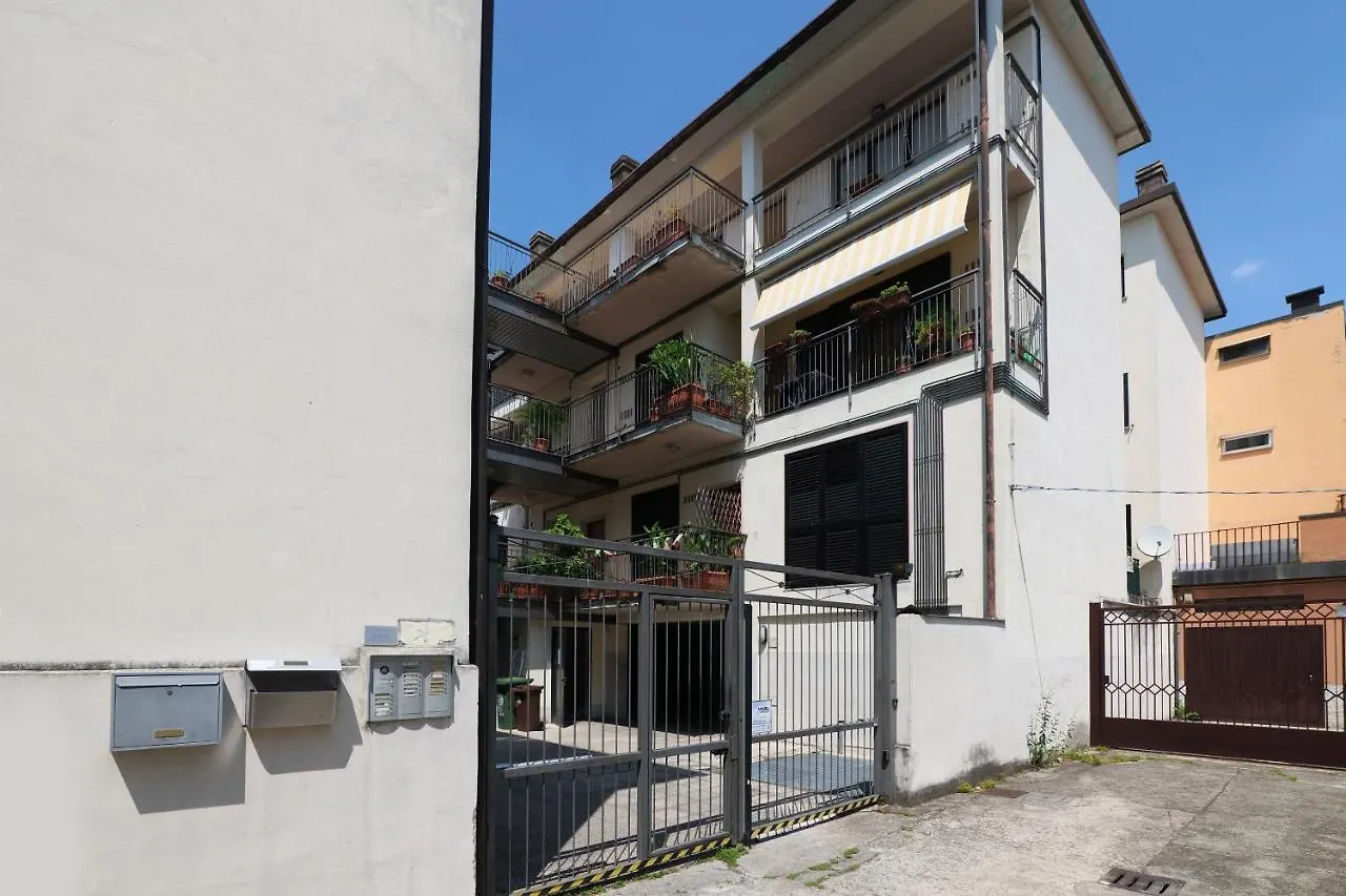 Appartamento Primopiano - Euclide Milano Italia