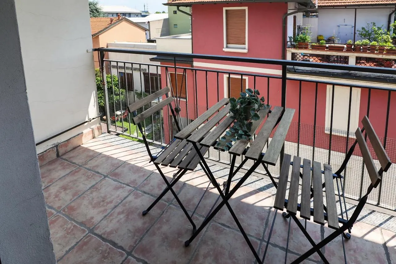 Appartamento Primopiano - Euclide Milano Italia